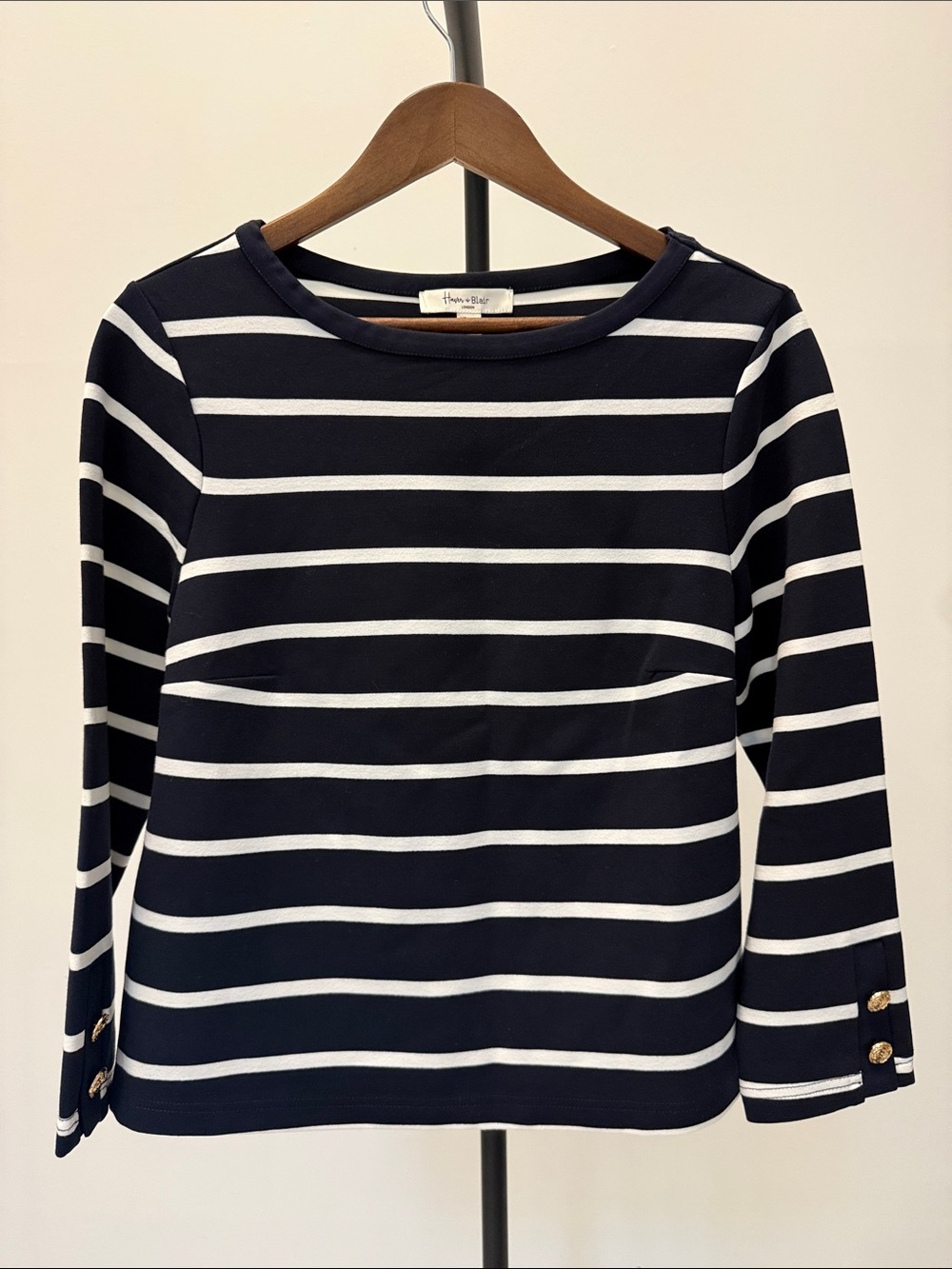 ✨ Haver & Blair Striped Boatneck Top M • Navy White Gold Button Detail ✨ - Picture 3 of 12
